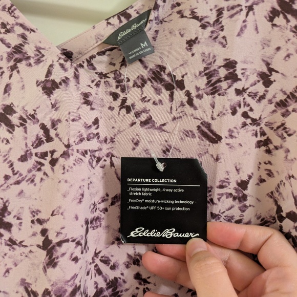 Eddie Bauer Women's Departure V-Neck Tank Top - Picture 2 of 3